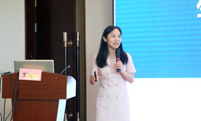 C:\Users\user\Desktop\千人千乡 项目\20250516-17 江西 九江学院附属医院\2025-05-20-眼科-共探眼视光学科新发展 江西省视光学学会新技术研讨会暨九江市第一届眼视光学术研讨会隆重召开\11.JPG