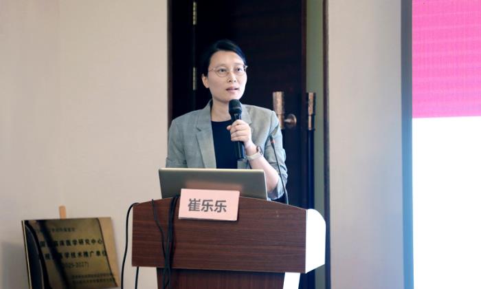 C:\Users\user\Desktop\千人千乡 项目\20250516-17 江西 九江学院附属医院\2025-05-20-眼科-共探眼视光学科新发展 江西省视光学学会新技术研讨会暨九江市第一届眼视光学术研讨会隆重召开\12.JPG